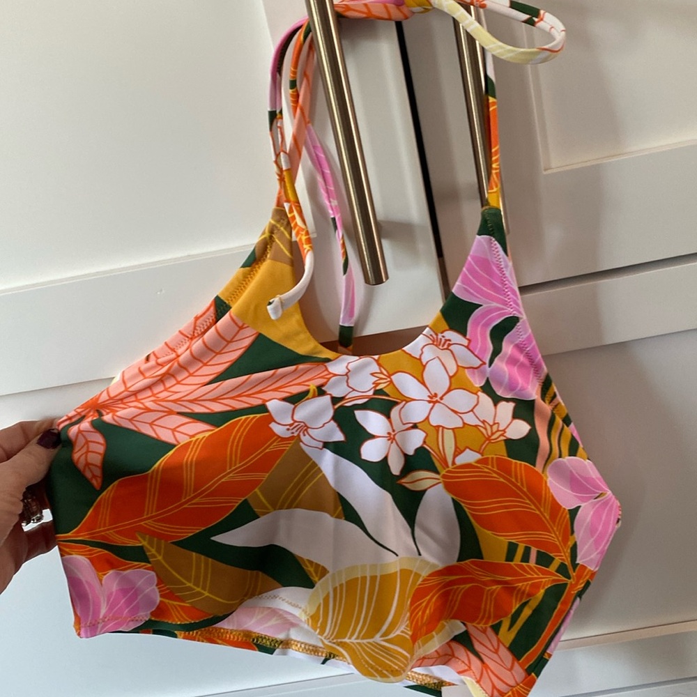 Aerie NWT print bikini top